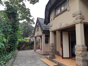 9 Bed, Bed and Breakfast in Birdswood