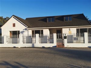 3 Bed House in Knysna Central
