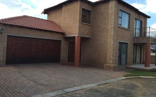 4 Bedroom House in Flamwood