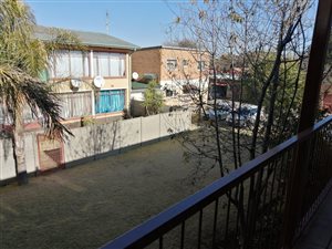 1 Bed Apartment in Westonaria