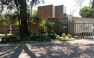 2 Bedroom Townhouse in Newmarket Park