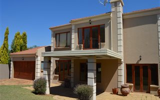 3 Bedroom House in Fourways