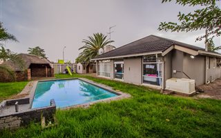 3 Bedroom House in Bonaero Park