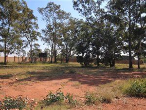 848 m² Land available in Irene