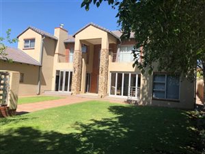 4 Bed House in Midstream Hill