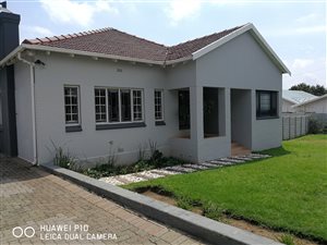 3 Bed House in Sydenham