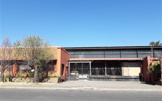 4300 m² Industrial space in Industria West