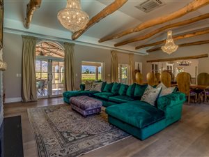 12 ha Farm in Franschhoek