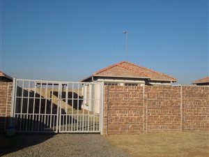 3 Bed House in Andeon AH