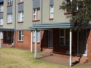 2 Bed Apartment in Elsburg