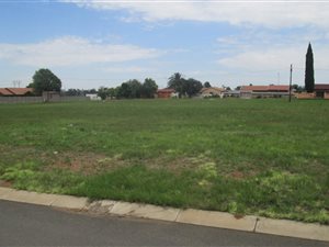 1000 m² Land available in Struisbult