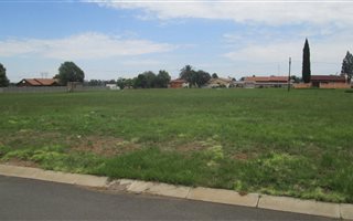1000 m² Land available in Struisbult