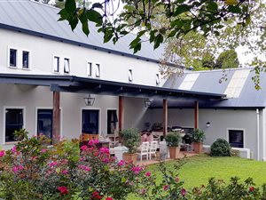 4 Bed House in Worlds View