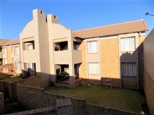 2 Bed Townhouse in Summerset