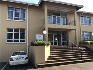196 m² Commercial space in Clarendon