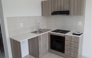 2 Bedroom Apartment in Grassy Park