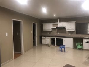 1 Bedroom Garden Cottage in Strubens Valley
