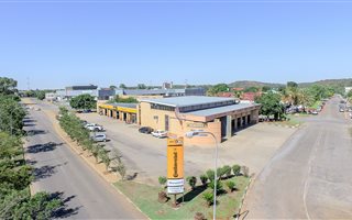 980 m² Commercial space in Doringkruin