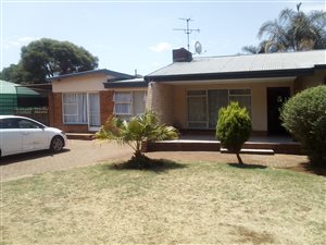 4 Bed House in Valhalla
