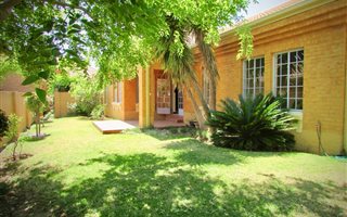 3 Bedroom Townhouse in North Riding