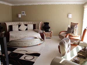 6 Bed House in Blignautsrus AH