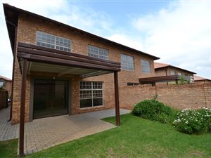 4 Bed Duplex in Oukraal Estate