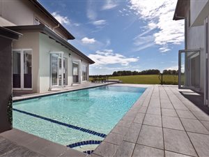 5 Bed House in Kirtlington Park