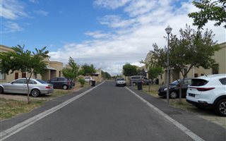2 Bedroom House in Bardale Village