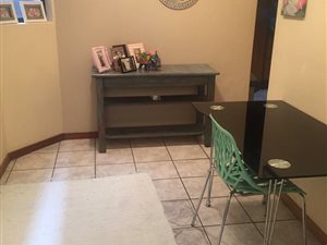 1 Bed Garden Cottage in Emmarentia