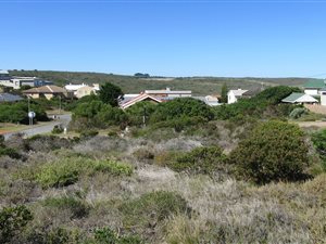 707 m² Land available in Jongensfontein