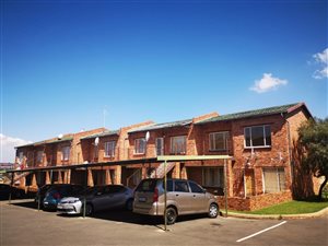 2 Bed Apartment in Grobler Park