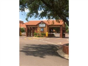 1 Bed Townhouse in Die Wilgers