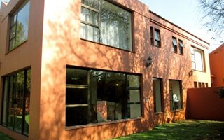 2 Bedroom House in Muckleneuk