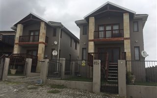 3 Bedroom Simplex in Wavecrest