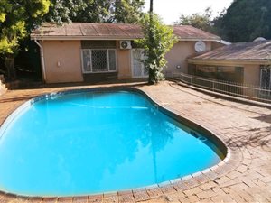 4 Bed House in Fairview