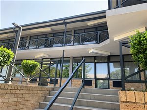 157 m² Office Space in Waterfall Estate
