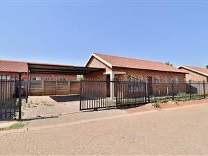 2 Bed House in The Orchards