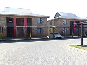 3 Bed Townhouse in Albertsdal