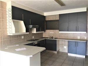 2 Bed Apartment in Alberton