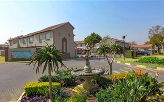 3 Bedroom Townhouse in Greenstone Hill