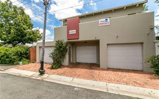 4 Bedroom House in Orchards