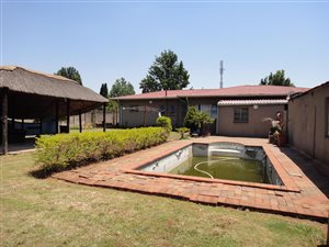 3 Bedroom House in Ncandu Park