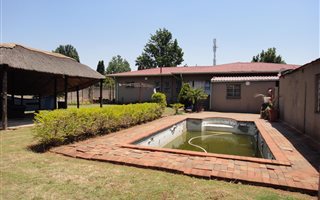 3 Bedroom House in Ncandu Park