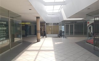 84 m² Office Space in Witbank