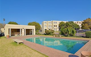 2 Bedroom Apartment in Weltevreden Park