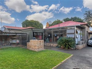 2 Bed House in Westdene