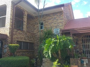 6 Bed House in Vanderbijlpark SE3