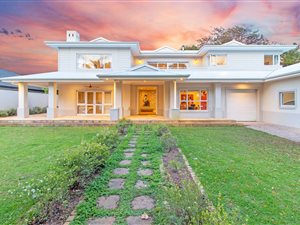 4 Bed House in Valmary Park