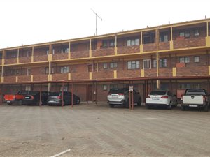 2 Bed Apartment in Vanderbijlpark CW5