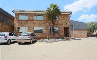 611 m² Commercial space in Halfway House